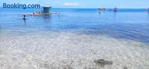 Golden Kirins Beach Resort - Image 2