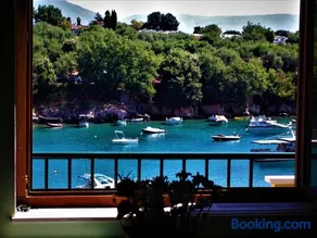 VILLAMAR beachfront apartments with FREE private parking - Image 2