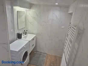 chic apartment and zen - Image 3