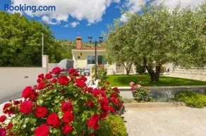 Holiday Home Maslina near Omis - Image 1