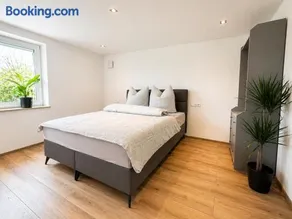 Apartment Ihm AI - Image 2