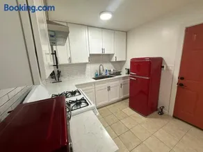 Desert Oasis Retreat in Barstow - Image 1