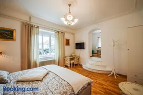 Kavon Apartments - Image 1