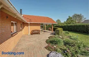 Four-Bedroom Holiday Home In Hejls - Image 2