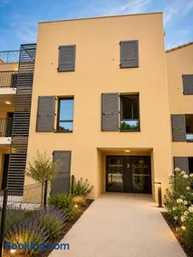 Appartement Cosy 4 personnes avec piscine partager 5 min Centre St Rémy - Image 2