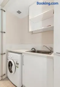 Lovely 1BR Apartment On Morphett with Pool & Wi-Fi - Image 5