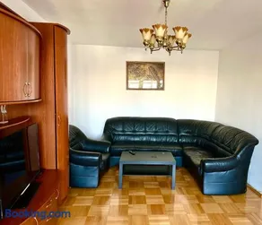 Vintage Bucharest apartment - Image 2