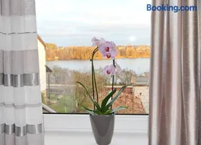 Apartments by the lake with fireplace - Image 4