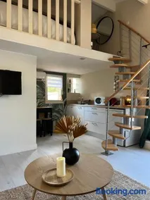 Appartement proche village naturiste, terrasse et parking - Image 4