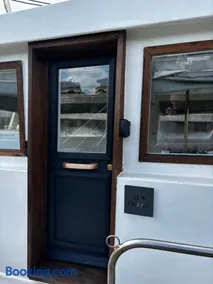 Sea Dream 42ft Beautiful 2 bedroom boat - Image 3