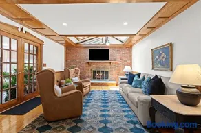 Grandma's Fun 5BR House - Heated Indoor Pool - Image 4