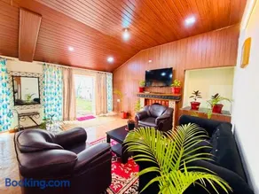 Spring Chalet Private Villa - Image 3