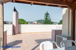 Kosta's Apartments - Image 2