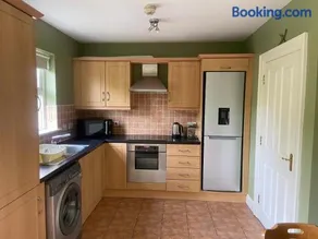 Cozy 2 bedroom townhome - Image 5