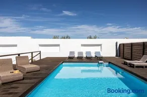 Luxury accomodation off grid - Image 2