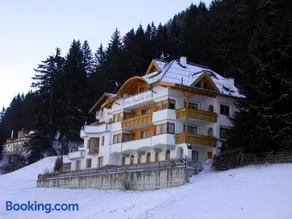 Hotel Garni Pradella - Image 2