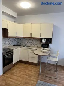 Lux Cordia Apartment with free parking - Image 1