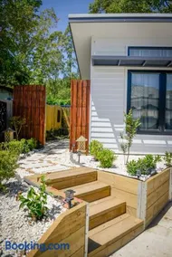 Myrtle Tree Lodge - Image 2