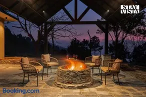StayVista's Yug at Tehri Peaks - Tehri Dam - 3BHK Mountain-View Villa with Jacuzzi - Image 2