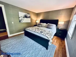 Upmarket Country Retreat Washington Connecticut - Image 3