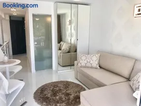 Style Apartment with Ocean view - Image 2