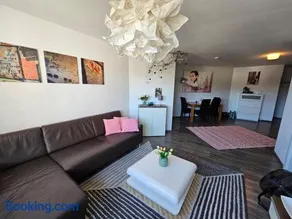 Deluxapartment - Image 5