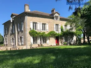 Grande maison en pierre de taille avec piscine, sauna et jacuzzi - Image 1