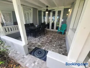 Deluxe Beach Condo in Dorado - Image 2