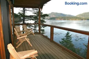 Brown's Bay Resort - Image 4