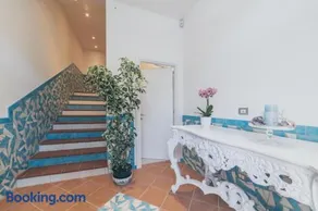 La Conchiglia Rooms & Apartments - Image 1