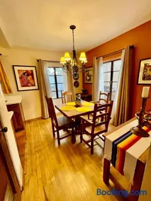 The Pleasant Street Casitas - Historic & Modern Charm - Image 4