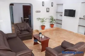 Madura Homestay - Gorgeous Home with 2BHK 5 minutes from NH44 - Image 2
