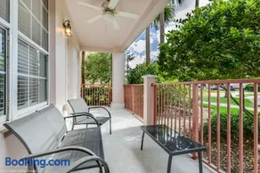 Newly Renovated 1st-Floor Condo at Vista Cay - Image 4