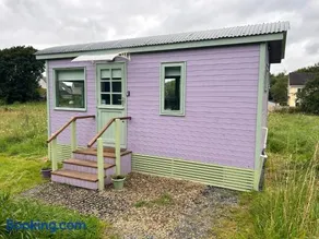 Market Street Shepherd's Hut Leitrim - Image 3