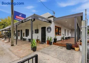Vale Road Studio Three - Coffee at your doorstep - Image 3