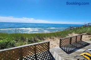 Relax on Lake Michigan at Reagan's Landing - Image 1