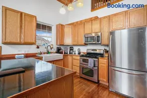 Beautiful home in Beach Park IL - Image 3