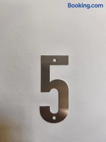 Hanna's Apartment - Image 3