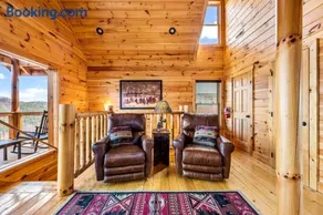Fall Family Fun-Pool in Cabin-View-Games-Hot Tub - Image 5