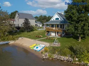 Lakefront 2 Saunas, Firepit, Kayaks, Dock & Boat - Image 1