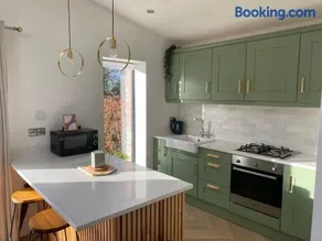 Appartement convivial et familial avec terrasse et jardin | Vue jardin | Avec animaux autorisés - Image 2