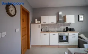 The Bayview Executive Penthouse - Image 4