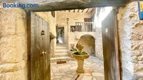 La Mistraline, in the center of the Luberon, Provence 2 bedroom, 2 bath Village House - Image 1