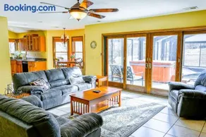 Meadow Creek Manor - Image 1
