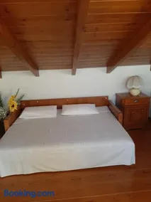 Luxury Villa Marilena - Image 3