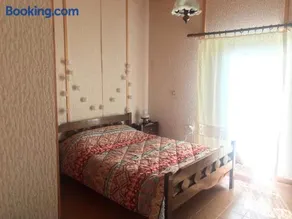 Traditional House in village Anavryti - Image 5