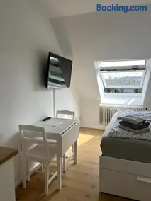 Kleine Wohnung mit Teeküche - Image 2