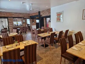 The Boughton Peterchurch - Pub Grub & Bed - Image 2
