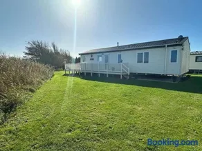Lodge MP626 - Camber Coast Holidays Ltd - Image 2