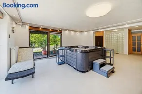 Pool Villa Aurelia /w Sauna & Jacuzzi near Zagreb - Happy Rentals - Image 3